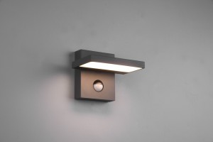 Exteriérové nástěnné světlo s čidlem pohybu